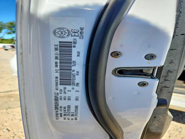 2014 RAM 1500 Sport — VINS