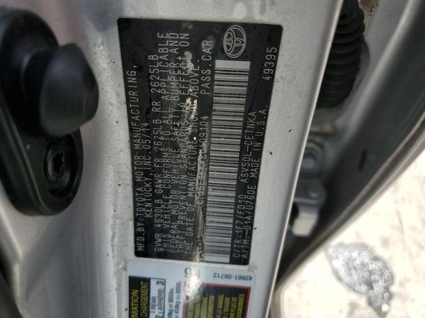 2014 TOYOTA CAMRY