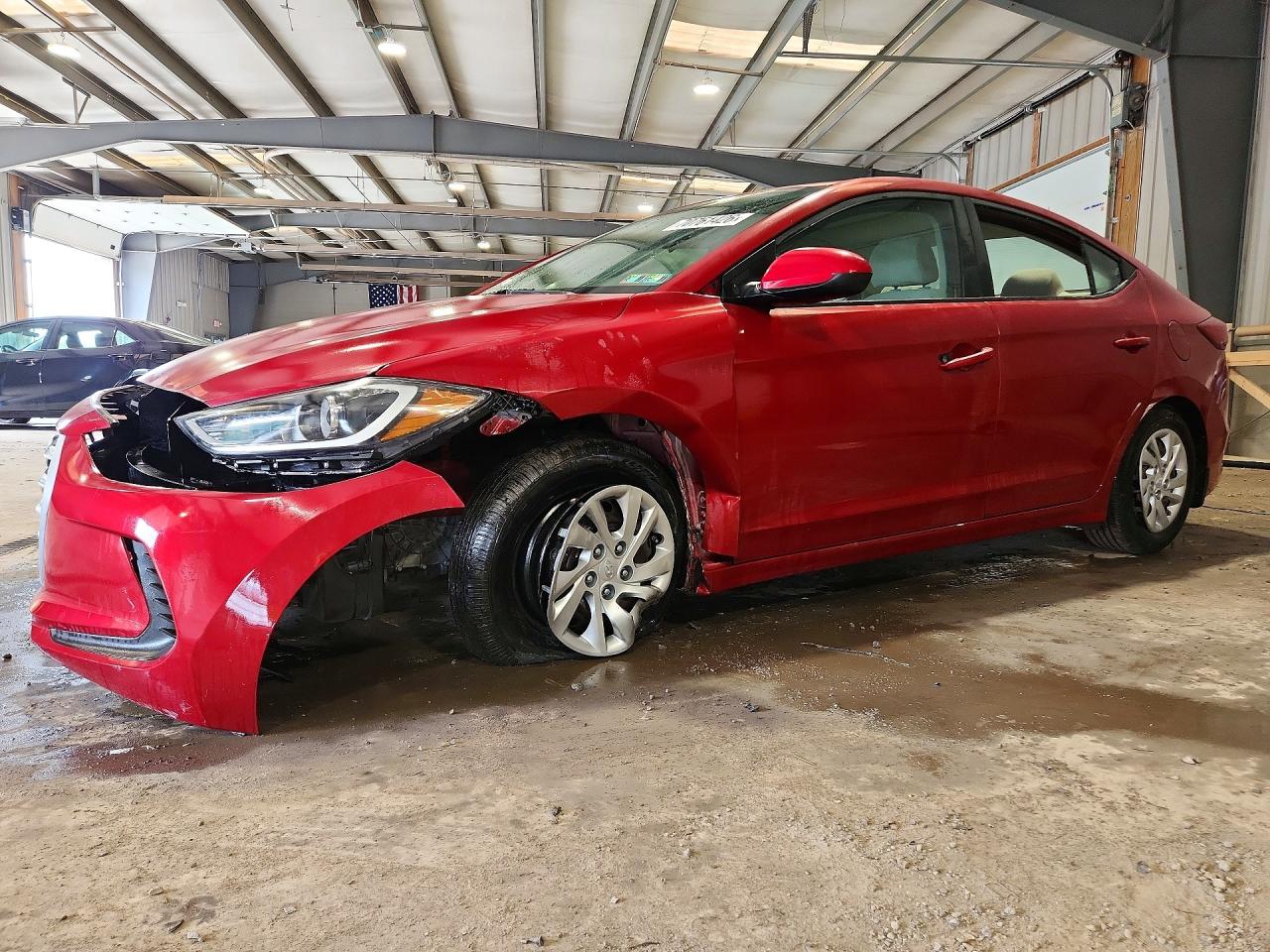 2017 HYUNDAI ELANTRA SE Base — Front 3/4