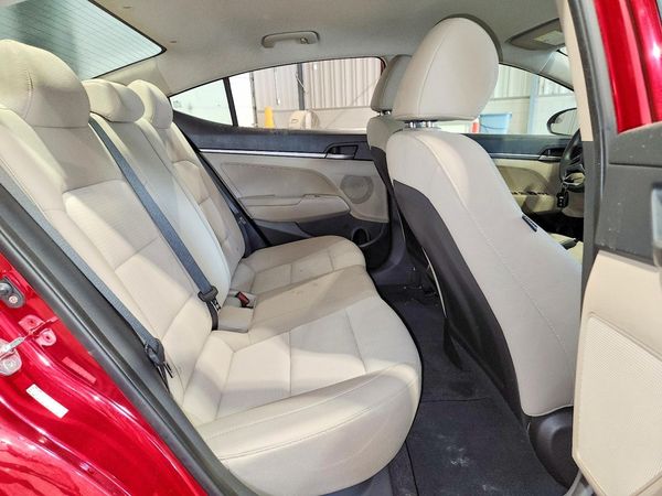 2017 HYUNDAI ELANTRA SE Base — PSRS