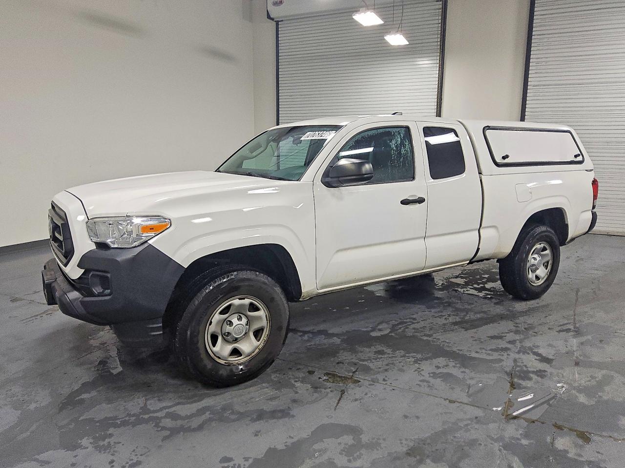 2021 TOYOTA TACOMA SR5 — Front 3/4
