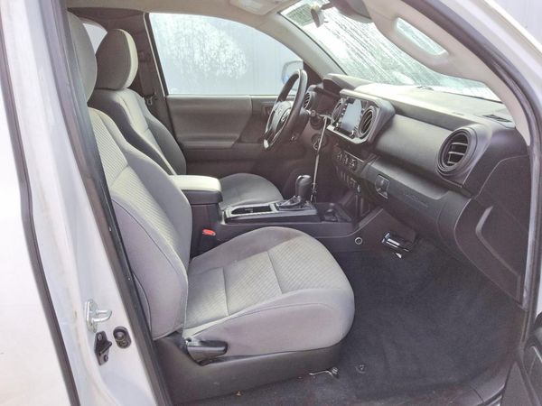 2022 TOYOTA TACOMA SR5 — PSFS