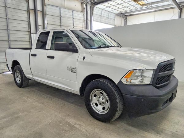 2021 RAM 1500 Tradesman — Passenger 3/4