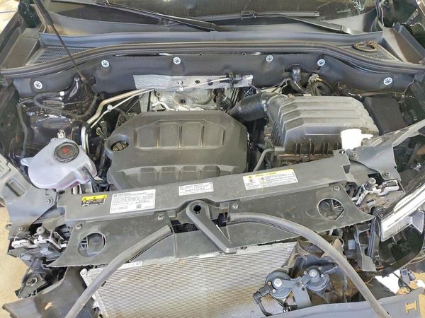 2026 VOLKSWAGEN ATLAS SE — Engine bay