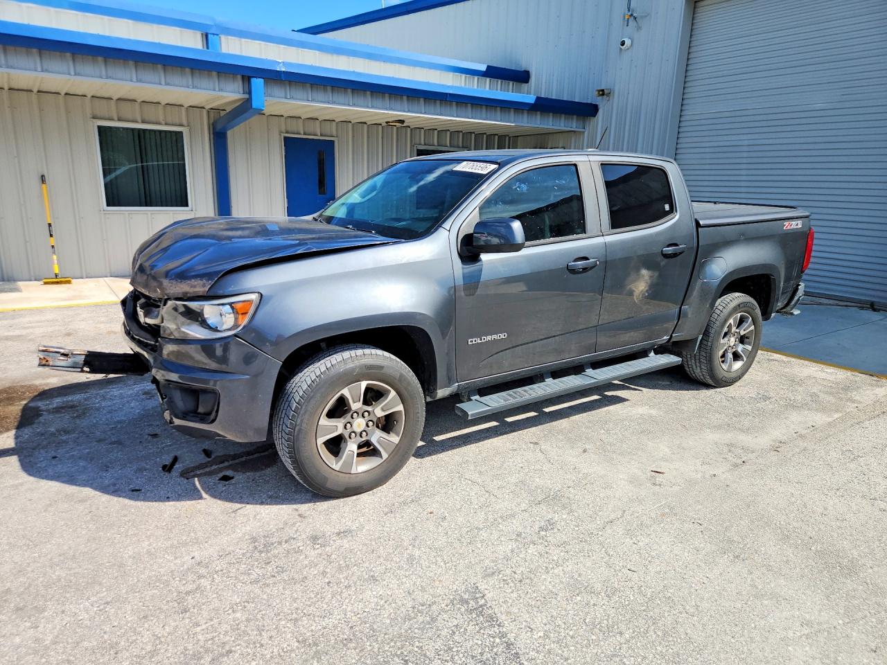 2016 CHEVROLET COLORADO Z71 — Front 3/4
