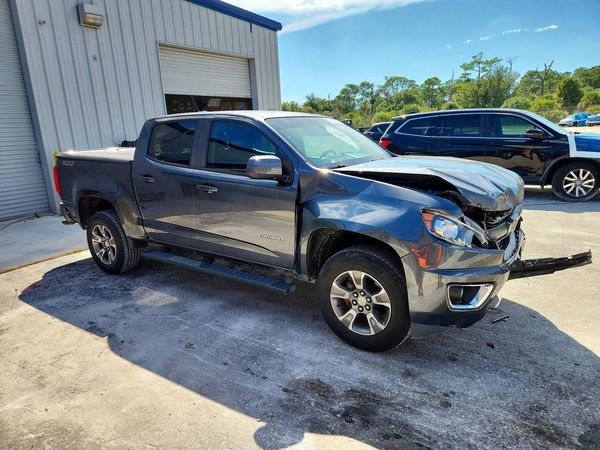 2016 CHEVROLET COLORADO Z71 — Passenger 3/4