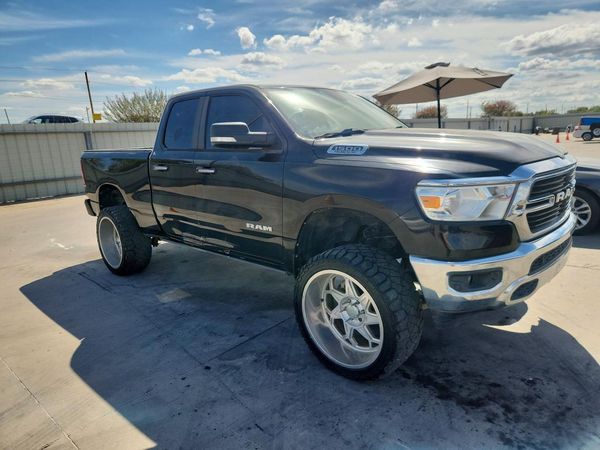 2019 RAM 1500 Big Horn/Lonestar — Passenger 3/4