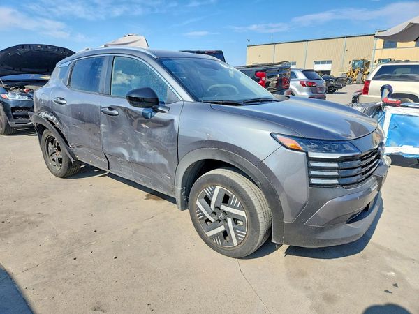 2026 NISSAN KICKS SV — Passenger 3/4