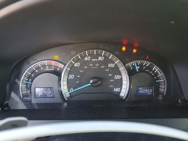 2014 TOYOTA CAMRY — ODOM