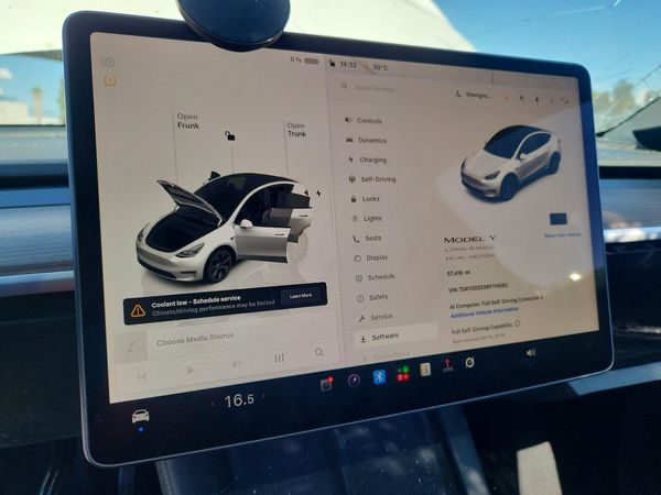 2024 TESLA MODEL Y — ODOM