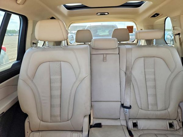 2019 BMW X7 xDrive50i — SUVN
