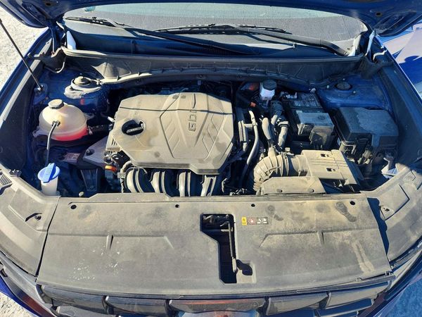 2024 HYUNDAI TUCSON SEL — Engine bay