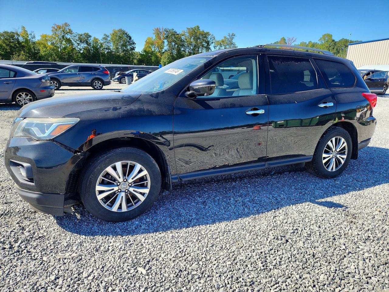 2018 NISSAN PATHFINDER — Front 3/4