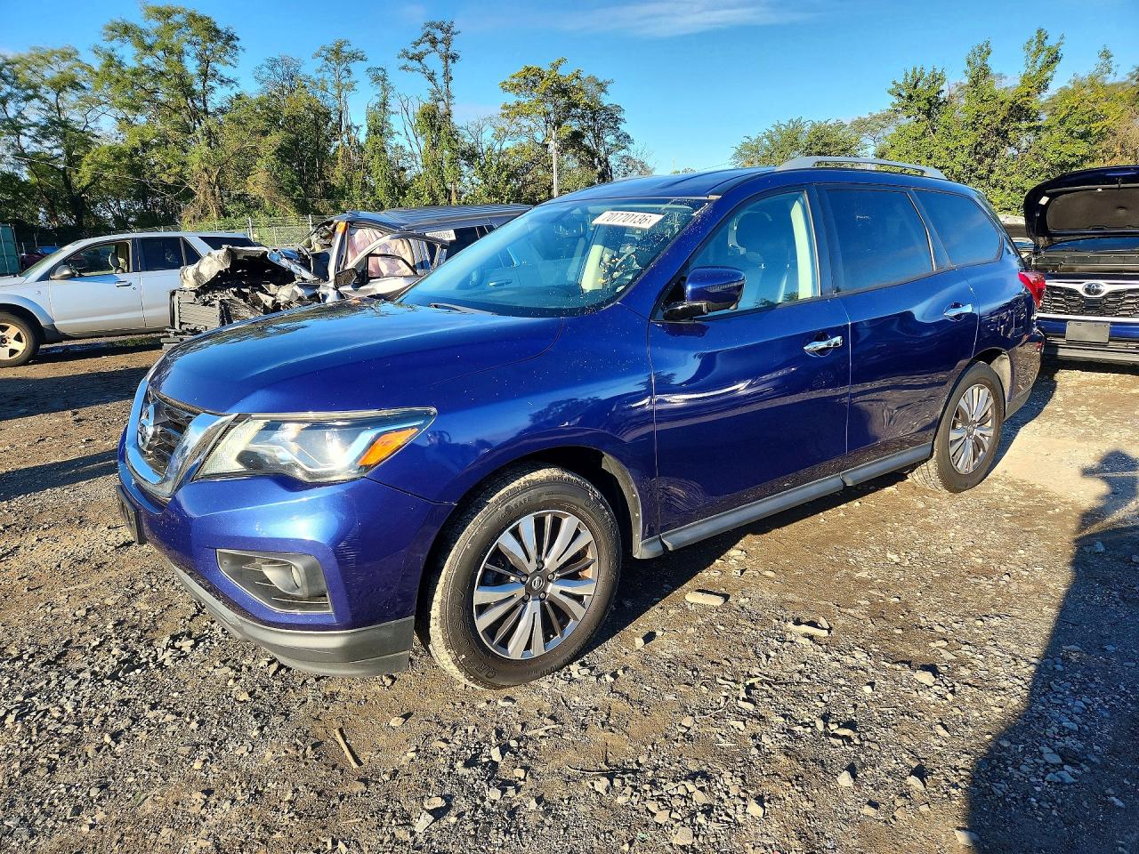 2019 NISSAN PATHFINDER — Front 3/4