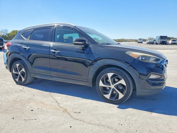 2016 HYUNDAI TUCSON — Passenger 3/4