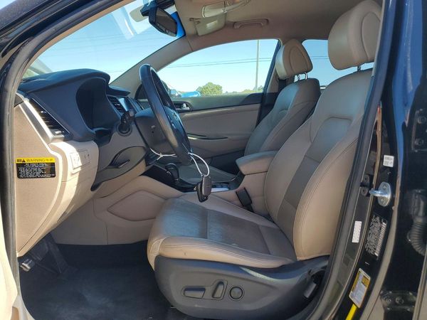 2016 HYUNDAI TUCSON — DENT