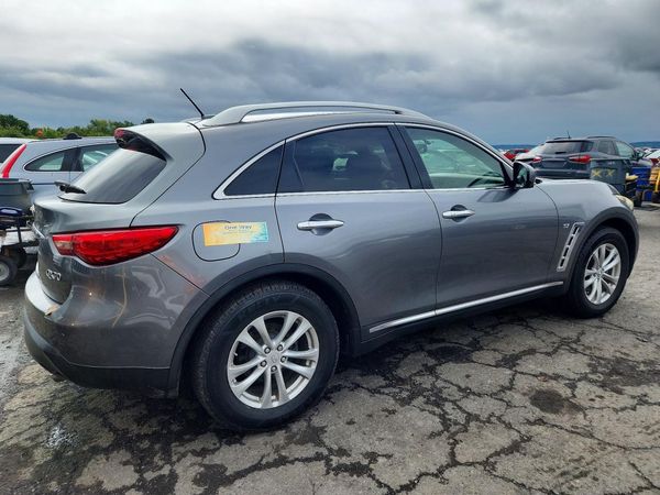 2016 INFINITI QX70 — PSRA