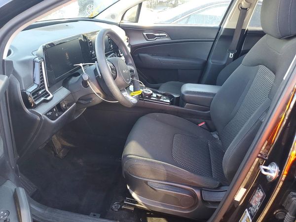 2023 KIA SPORTAGE LX — DENT