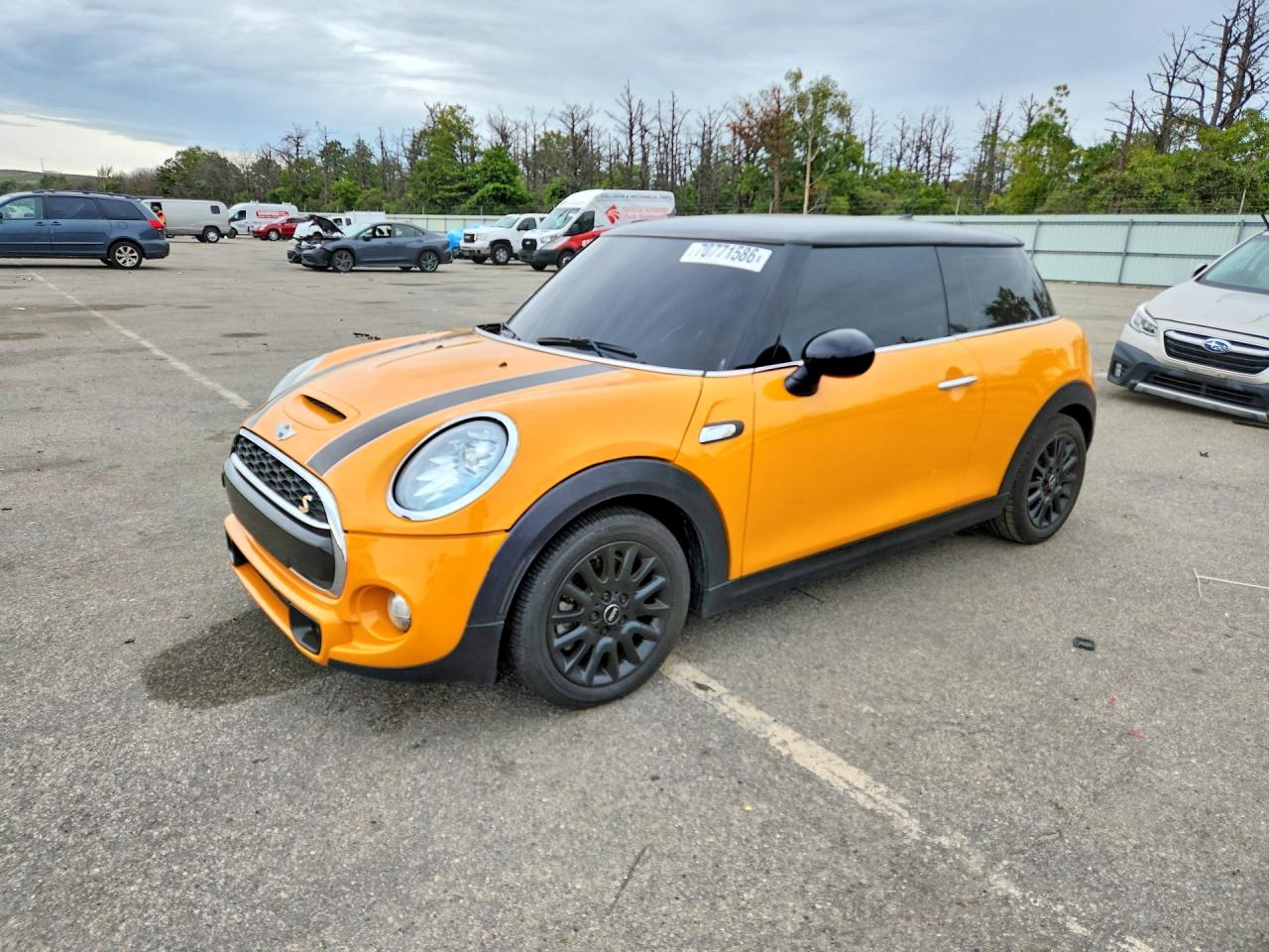 2014 MINI COOPER — Front 3/4