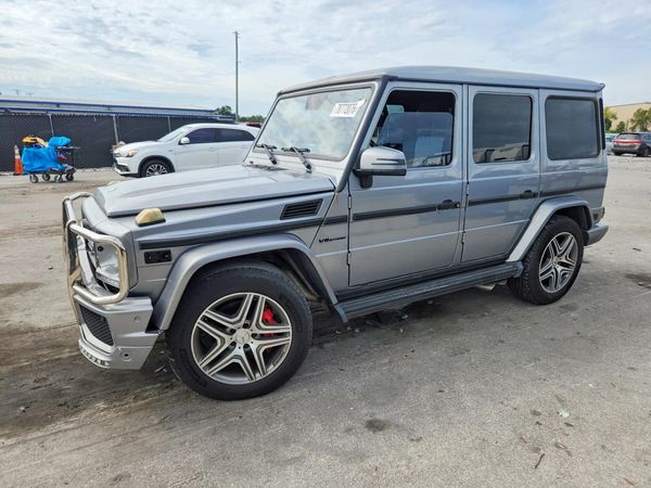 2013 MERCEDES-BENZ G — DSFA — Front 3/4