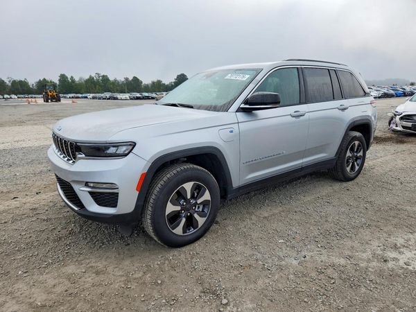 2024 JEEP GRAND CHEROKEE — DSFA — Front 3/4
