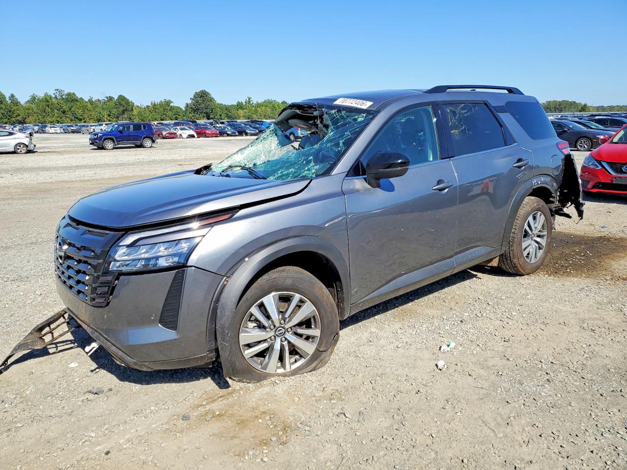 2026 NISSAN PATHFINDER SL — Front 3/4