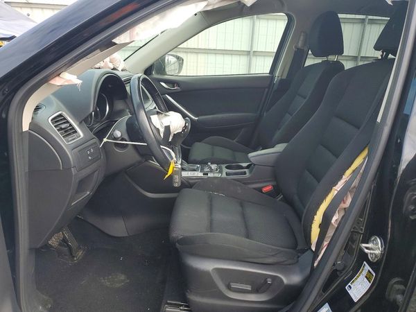 2016 MAZDA CX-5 Touring/GS — DENT