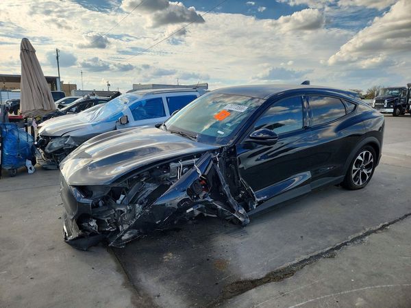 2024 FORD MUSTANG Select — Front 3/4