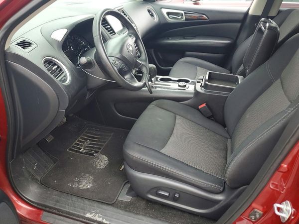 2018 NISSAN PATHFINDER — DENT