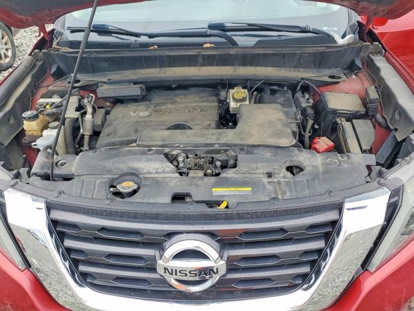 2018 NISSAN PATHFINDER — Engine bay