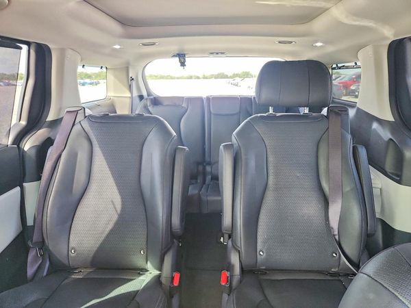 2024 KIA CARNIVAL SX, SX Prestige — SUVN