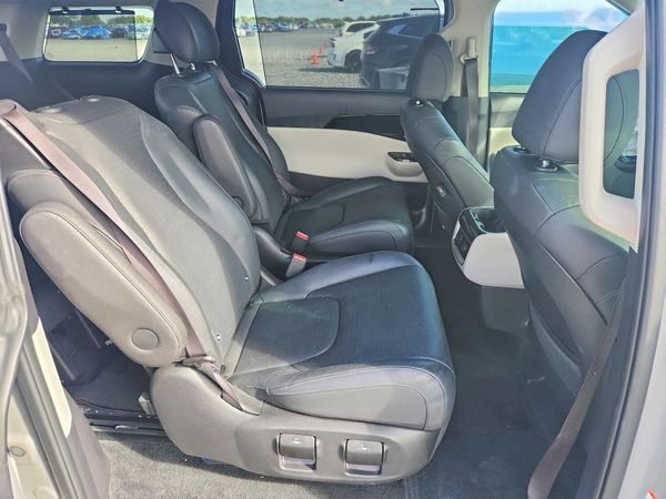 2024 KIA CARNIVAL SX, SX Prestige — PSRS