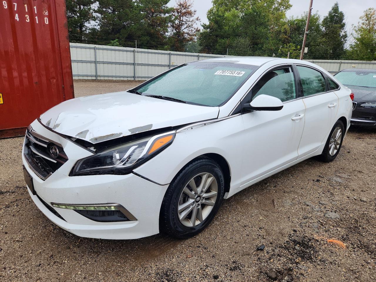 2015 HYUNDAI SONATA SE, ECO — Front 3/4