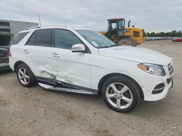 2016 MERCEDES-BENZ GLE GLE350 — Passenger 3/4