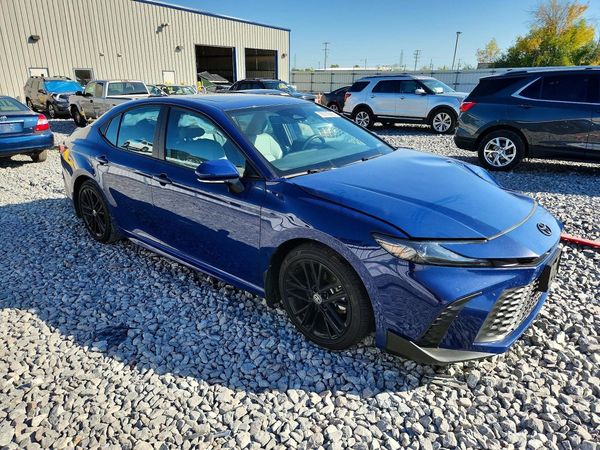 2025 TOYOTA CAMRY — Passenger 3/4