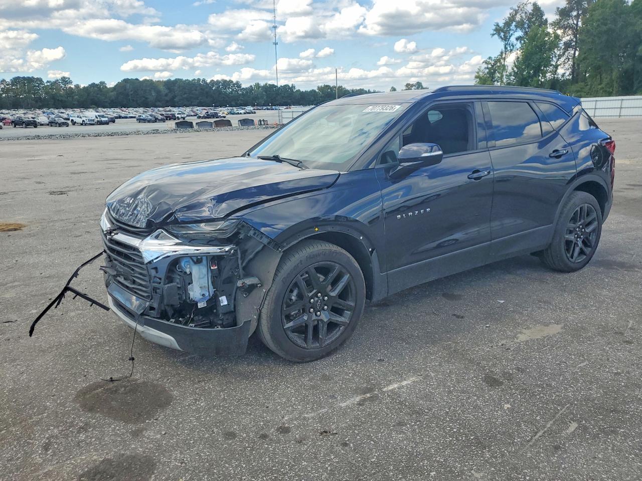 2021 CHEVROLET BLAZER 2LT — Front 3/4
