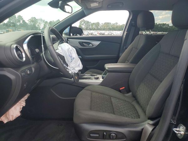 2021 CHEVROLET BLAZER 2LT — DENT