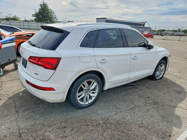 2020 AUDI Q5 quattro Premium — PSRA
