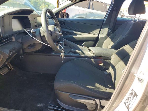 2026 HYUNDAI ELANTRA — DENT