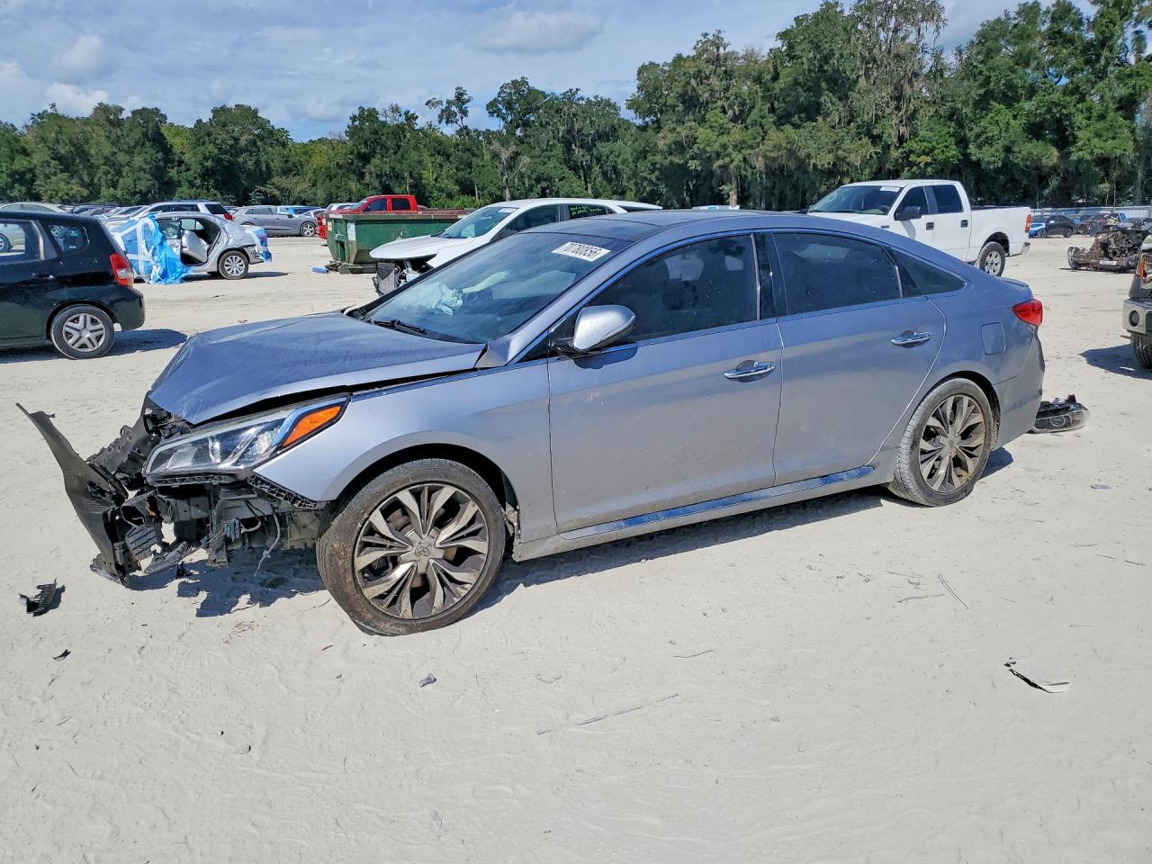 2015 HYUNDAI SONATA — Front 3/4