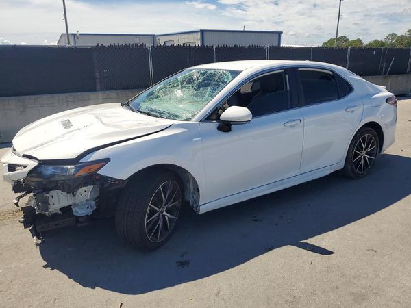 2024 TOYOTA CAMRY — DSFA — Front 3/4