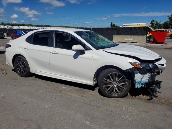 2024 TOYOTA CAMRY SE — Passenger 3/4