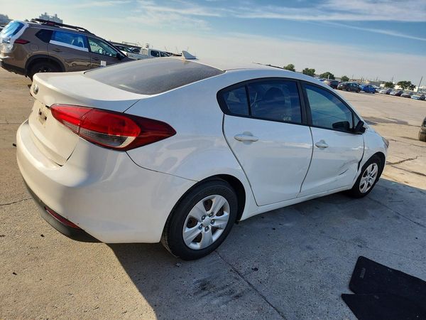 2017 KIA FORTE LX Base — PSRA