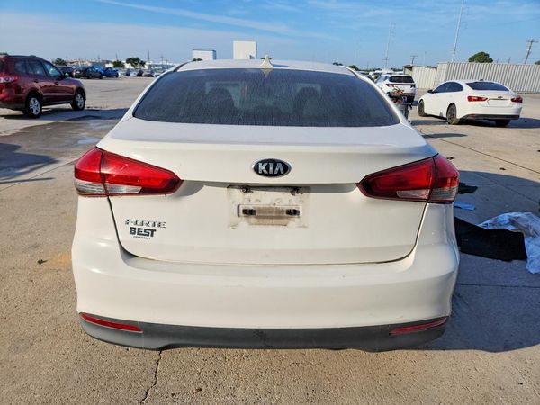 2017 KIA FORTE LX Base — DIRR