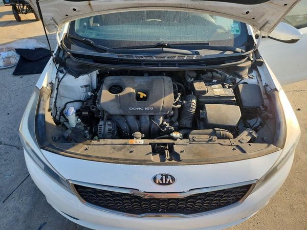 2017 KIA FORTE LX Base — Engine bay