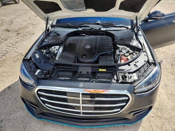 2023 MERCEDES-BENZ S S500 4MATIC — Engine bay