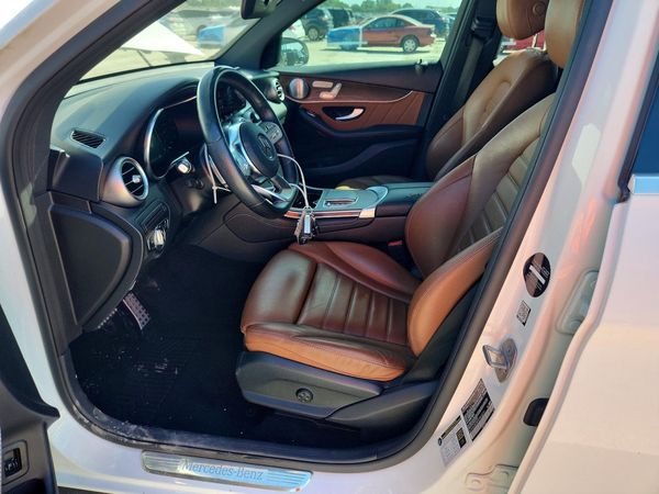 2020 MERCEDES-BENZ GLC GLC300 — DENT
