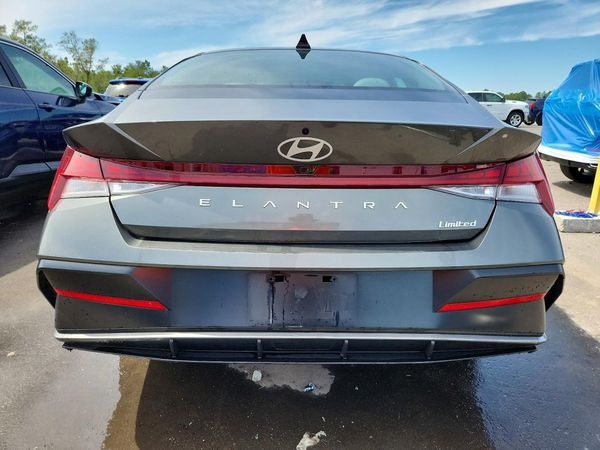2025 HYUNDAI ELANTRA Limited — DIRR