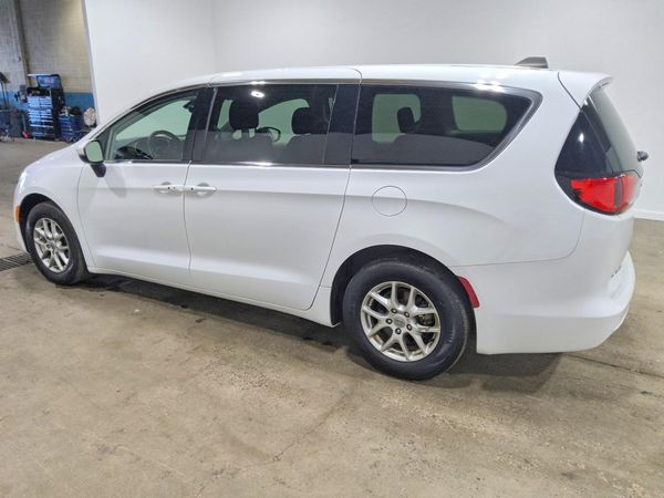 2023 CHRYSLER VOYAGER LX — DSRA