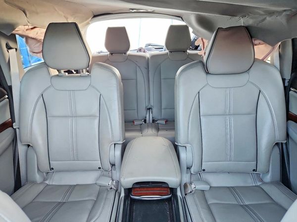 2017 ACURA MDX SH-AWD (Advance) — SUVN
